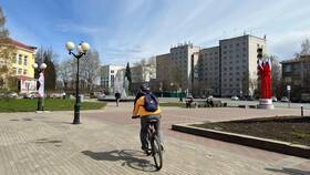 Где узнать причину задержки пенсии в Том Фарр